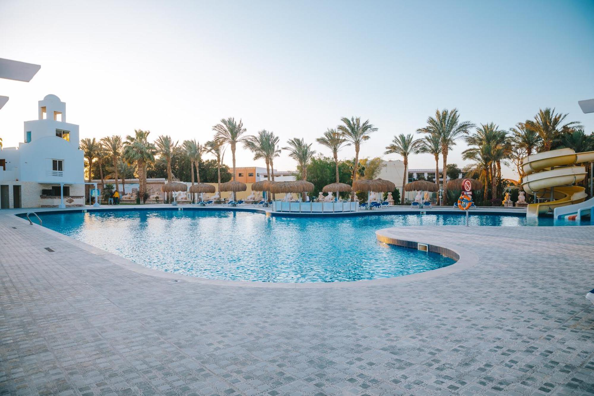 Resort Mirage Bay & Aqua Park