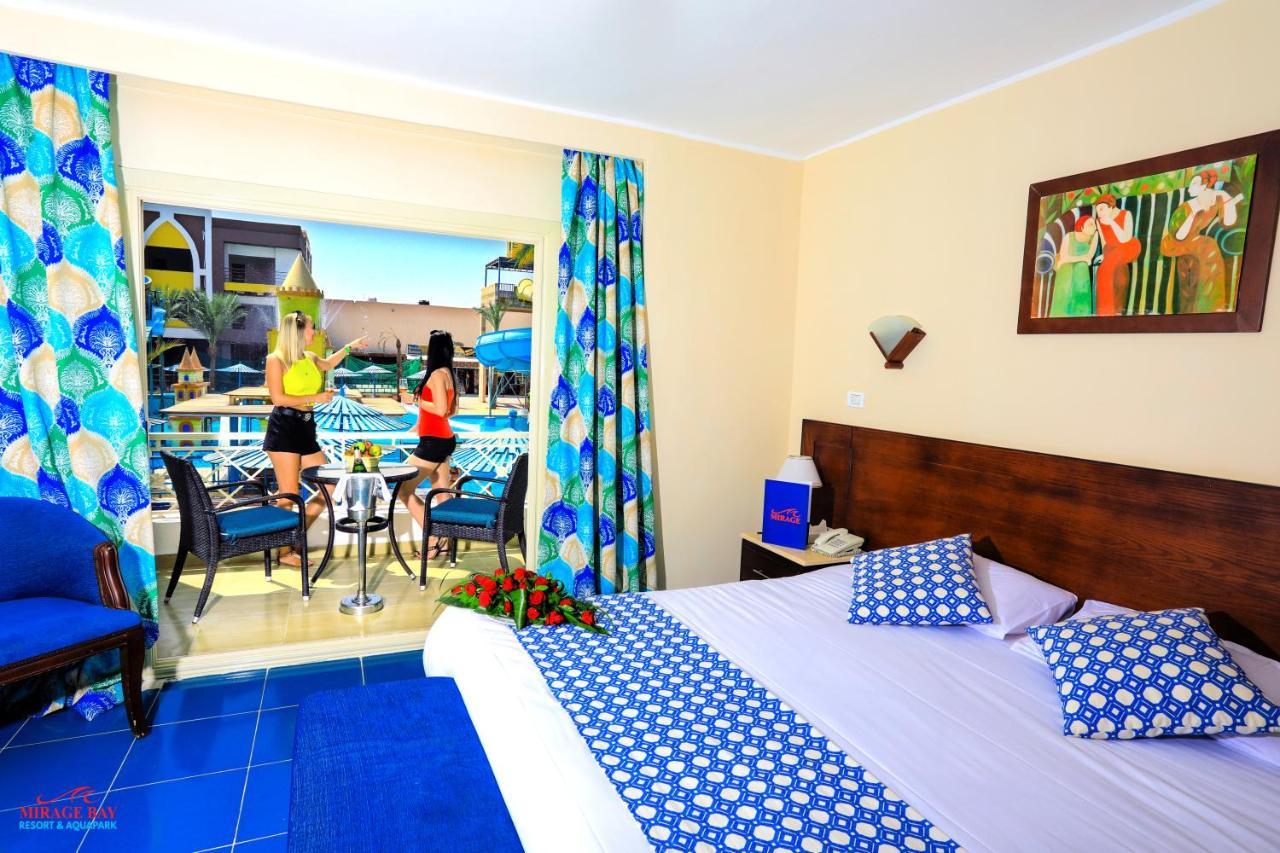 Mirage Bay & Aqua Park Rezort 4*